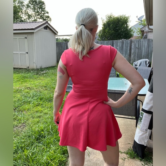 Pink Size Small Summer Dress Stretchy Fabric - Picture 4 of 6